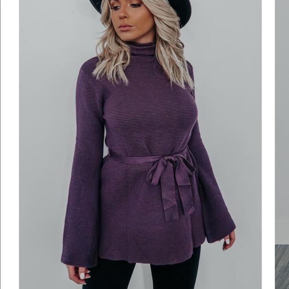 Hope’s Purple Turtleneck Tunic Top Medium